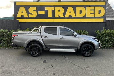 2016 Mitsubishi Triton - Thumbnail