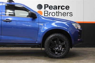2022 Isuzu D-Max - Thumbnail