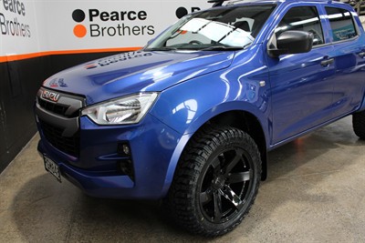 2022 Isuzu D-Max - Thumbnail