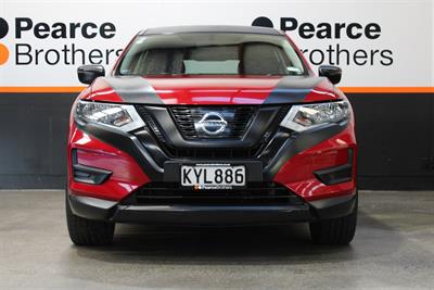2017 Nissan X-Trail - Thumbnail