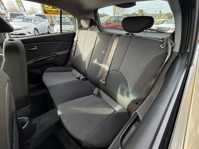 2010 Kia Rio - Thumbnail