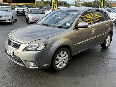 2010 Kia Rio - Thumbnail