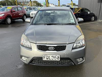 2010 Kia Rio - Thumbnail