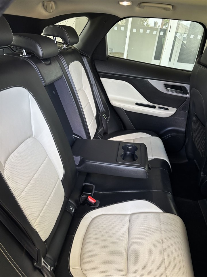 2018 Jaguar F-Pace