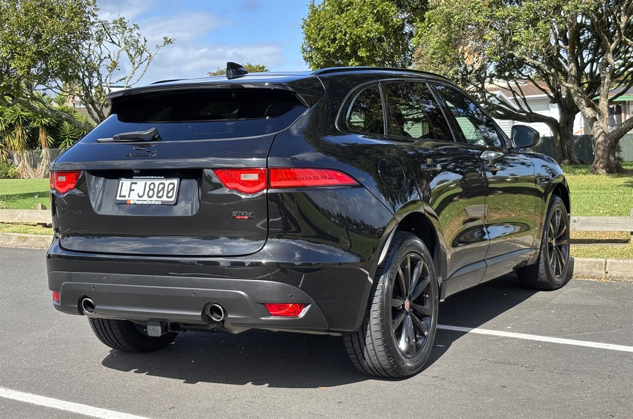 2018 Jaguar F-Pace