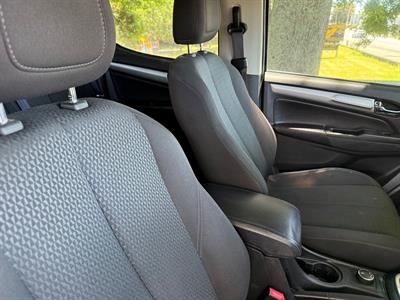 2020 Holden Colorado - Thumbnail