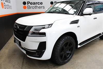 2021 Nissan Patrol - Thumbnail