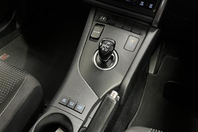 2017 Toyota Corolla - Thumbnail