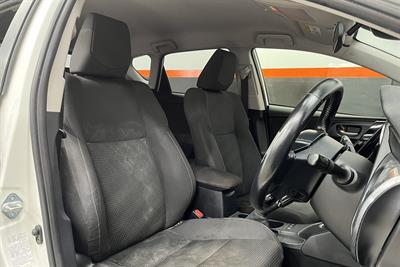 2017 Toyota Corolla - Thumbnail