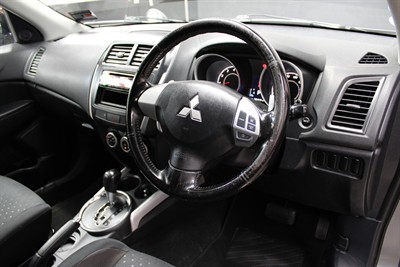 2011 Mitsubishi RVR - Thumbnail