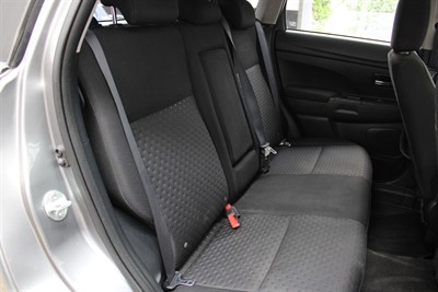 2011 Mitsubishi RVR - Thumbnail