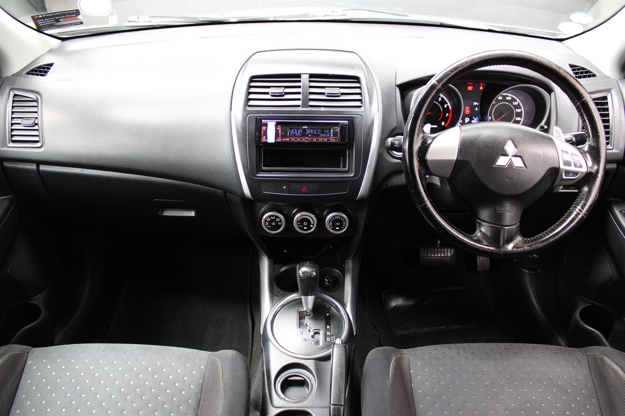 2011 Mitsubishi RVR