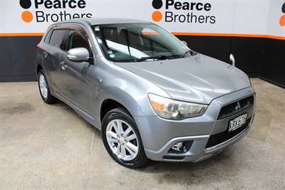 2011 Mitsubishi RVR - Thumbnail