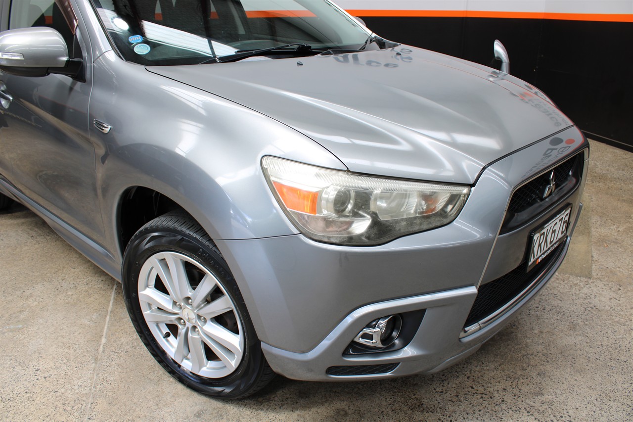 2011 Mitsubishi RVR