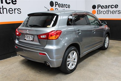 2011 Mitsubishi RVR - Thumbnail