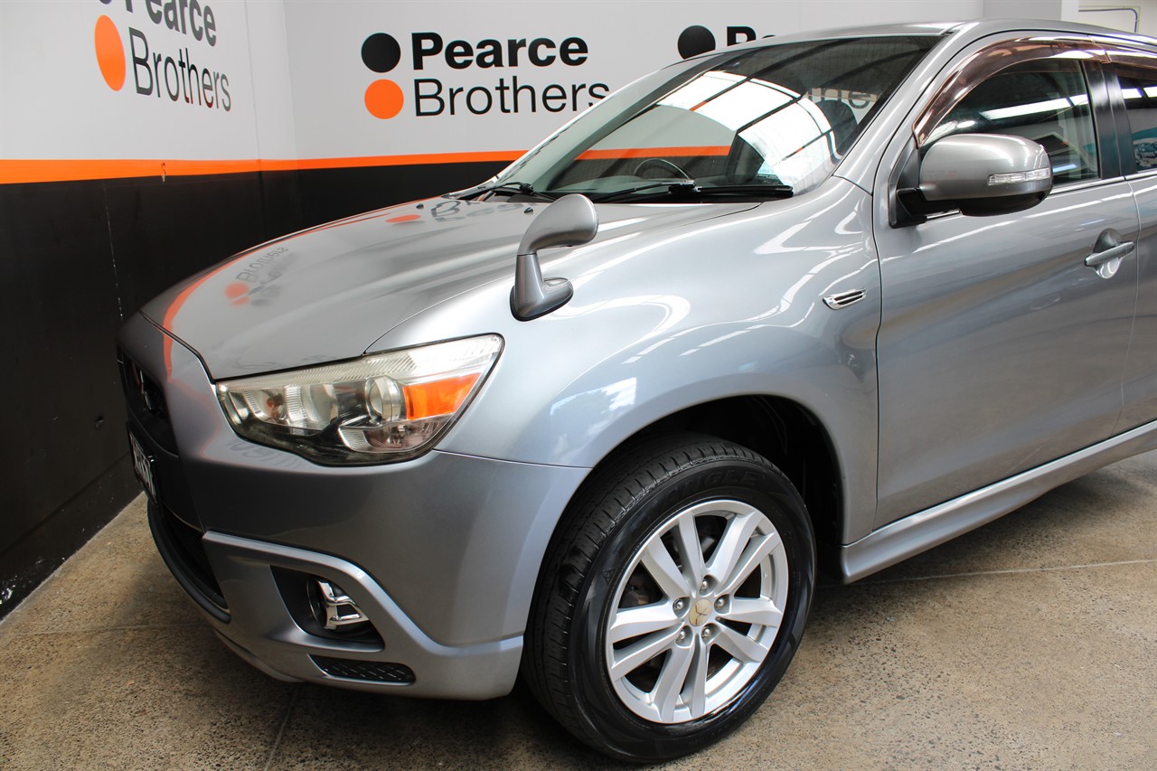 2011 Mitsubishi RVR