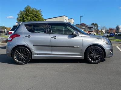 2016 Suzuki Swift - Thumbnail