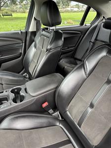 2015 Holden Commodore - Thumbnail