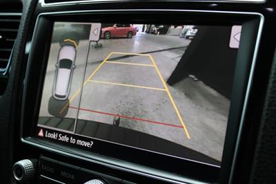 2015 Volkswagen TOUAREG - Thumbnail