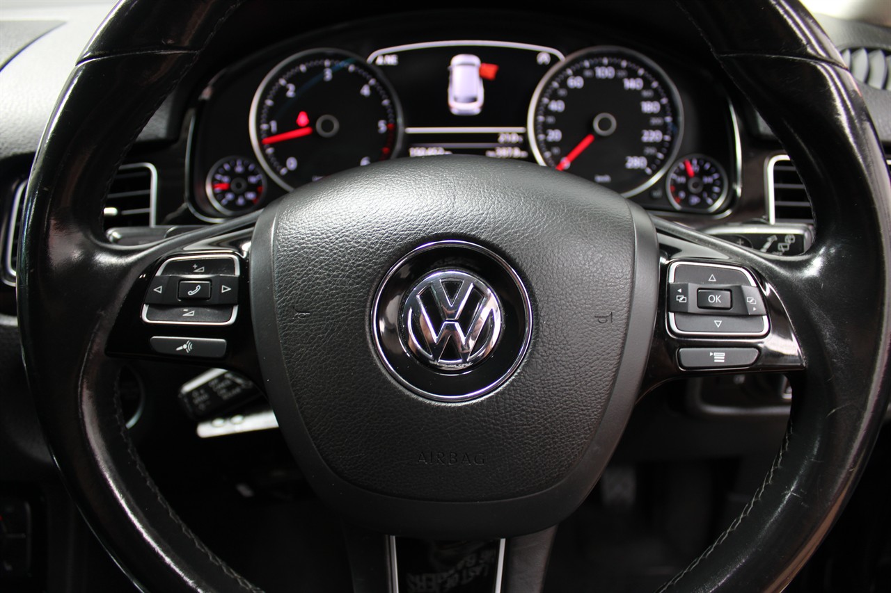 2015 Volkswagen TOUAREG