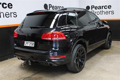 2015 Volkswagen TOUAREG - Thumbnail