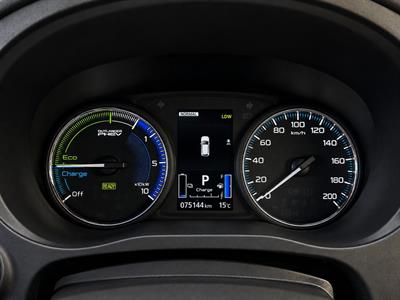 2021 Mitsubishi Outlander - Thumbnail
