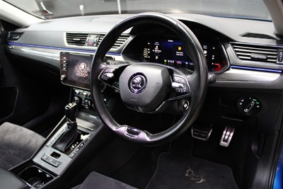 2022 Skoda Superb - Thumbnail