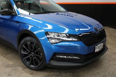 2022 Skoda Superb - Thumbnail