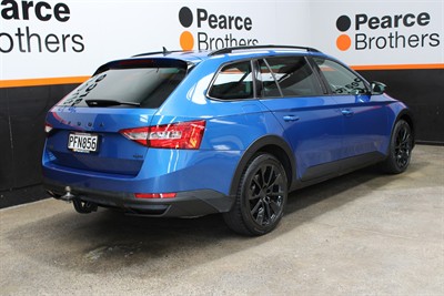 2022 Skoda Superb - Thumbnail