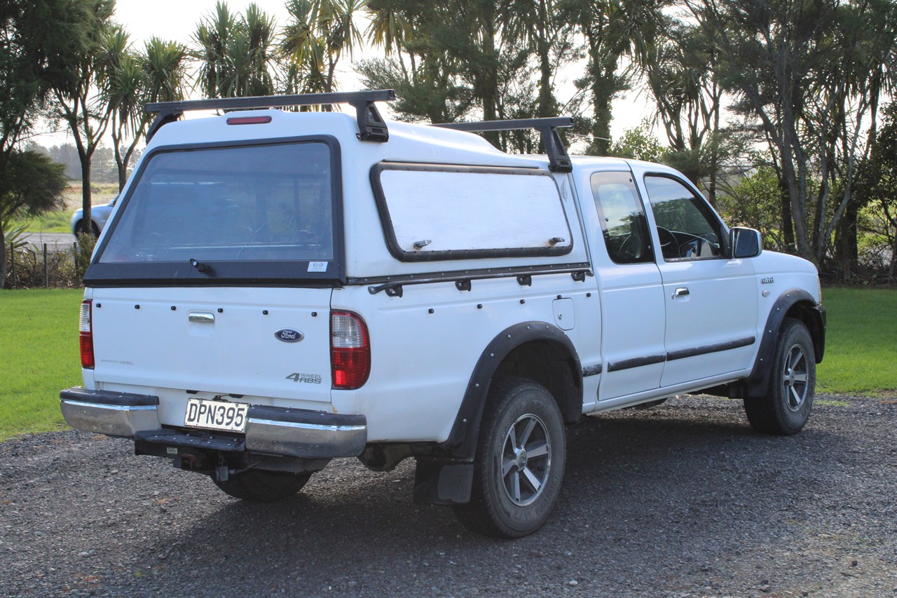 2006 Ford Courier