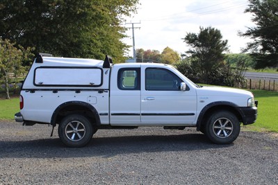 2006 Ford Courier - Thumbnail