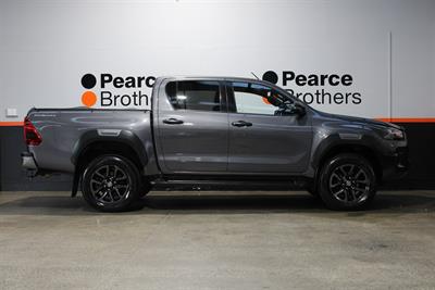 2020 Toyota Hilux - Thumbnail