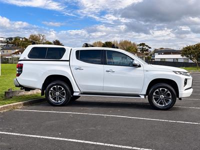 2021 Mitsubishi Triton - Thumbnail