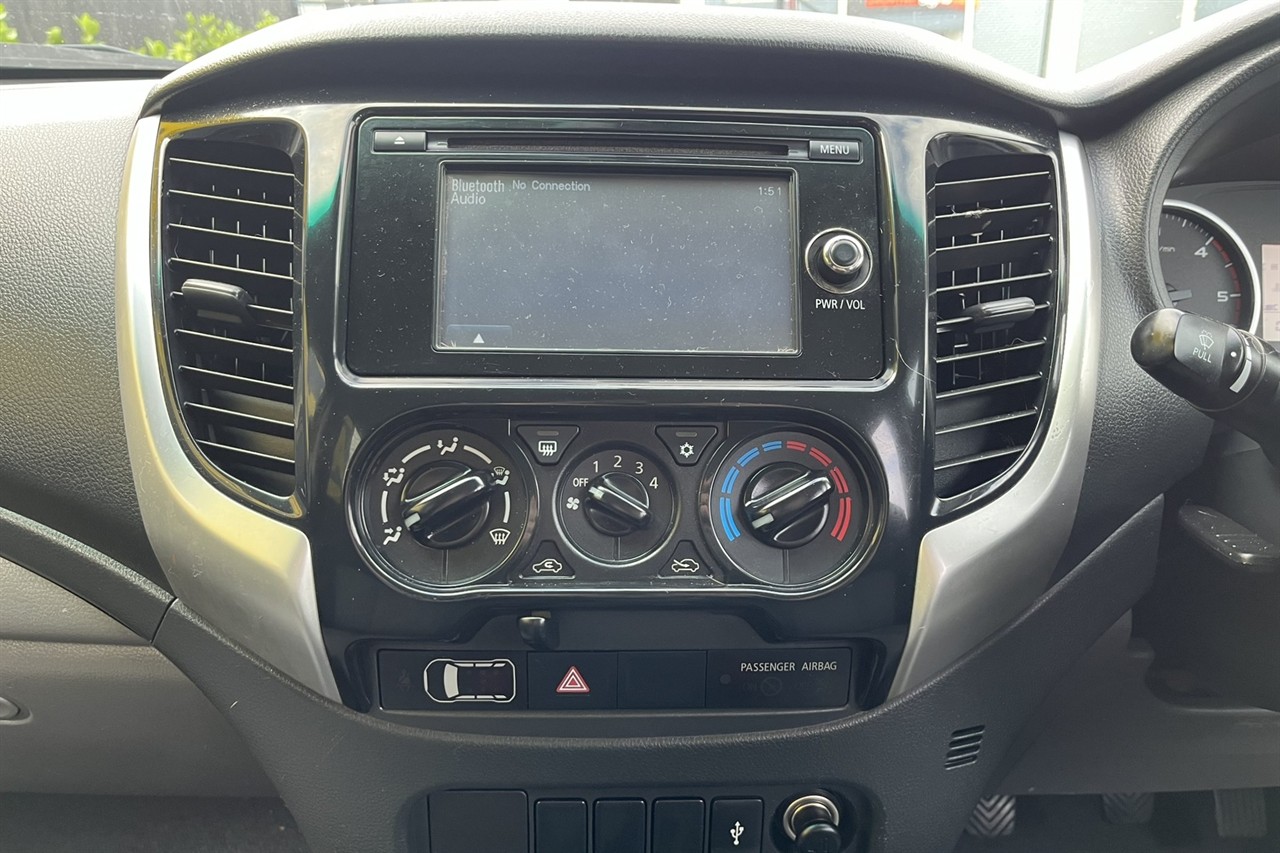 2016 Mitsubishi Triton
