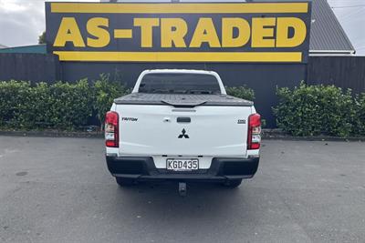 2016 Mitsubishi Triton - Thumbnail