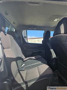 2018 Toyota Hilux - Thumbnail