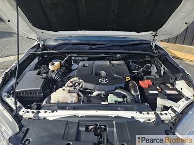 2018 Toyota Hilux - Thumbnail