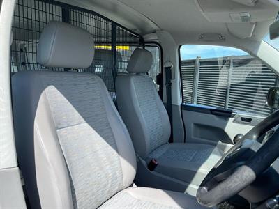 2011 Volkswagen T5 - Thumbnail