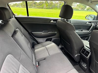 2020 Kia SPORTAGE - Thumbnail