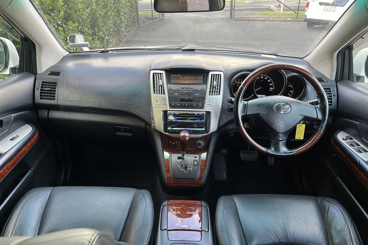 2005 Toyota Harrier