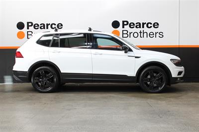 2018 Volkswagen Tiguan Allspace - Thumbnail