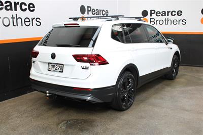 2018 Volkswagen Tiguan Allspace - Thumbnail