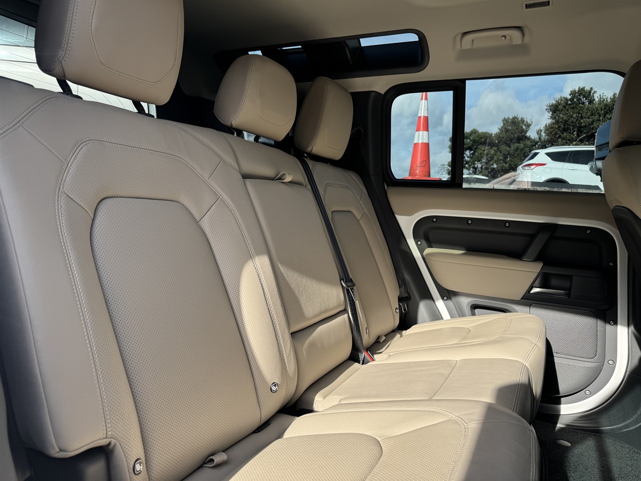 2023 Land Rover Defender
