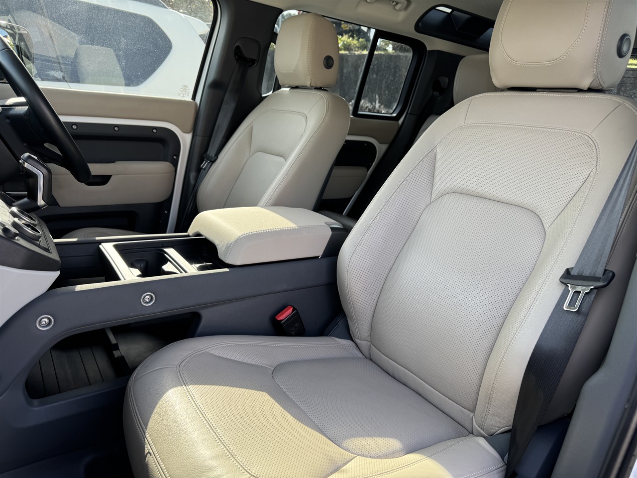 2023 Land Rover Defender