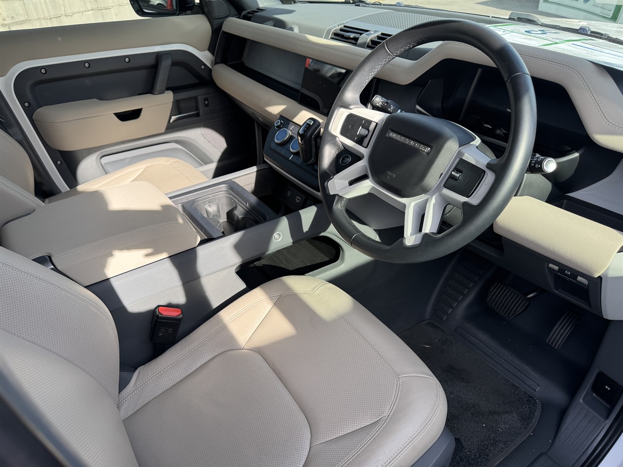 2023 Land Rover Defender