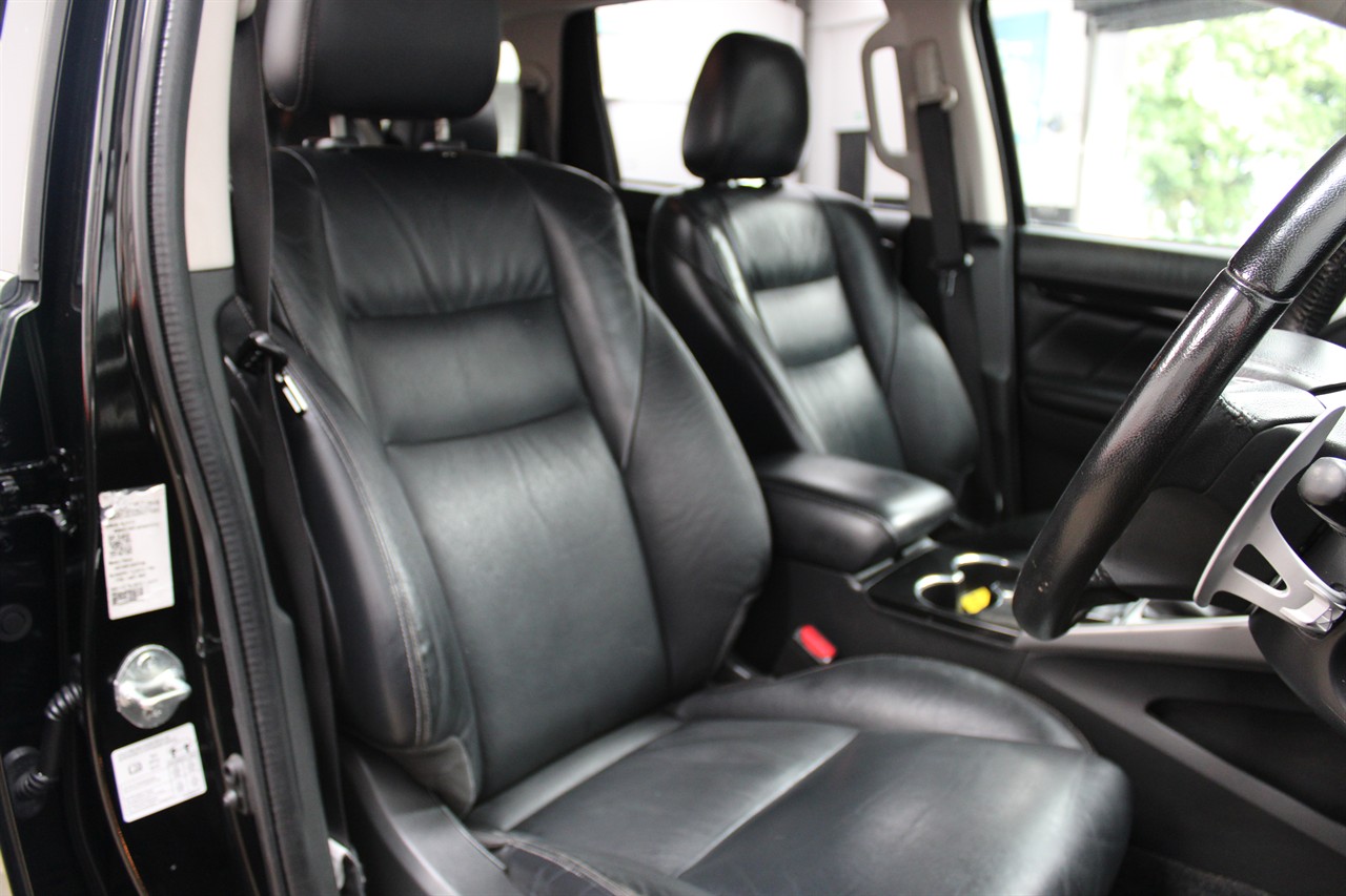 2017 Mitsubishi Pajero Sport