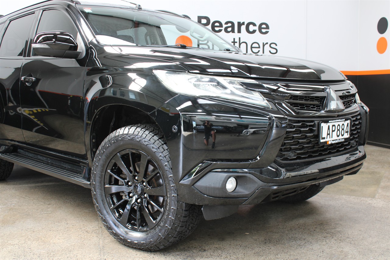 2017 Mitsubishi Pajero Sport