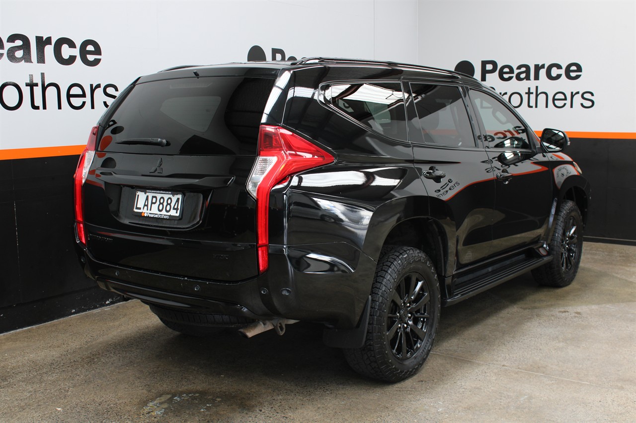 2017 Mitsubishi Pajero Sport