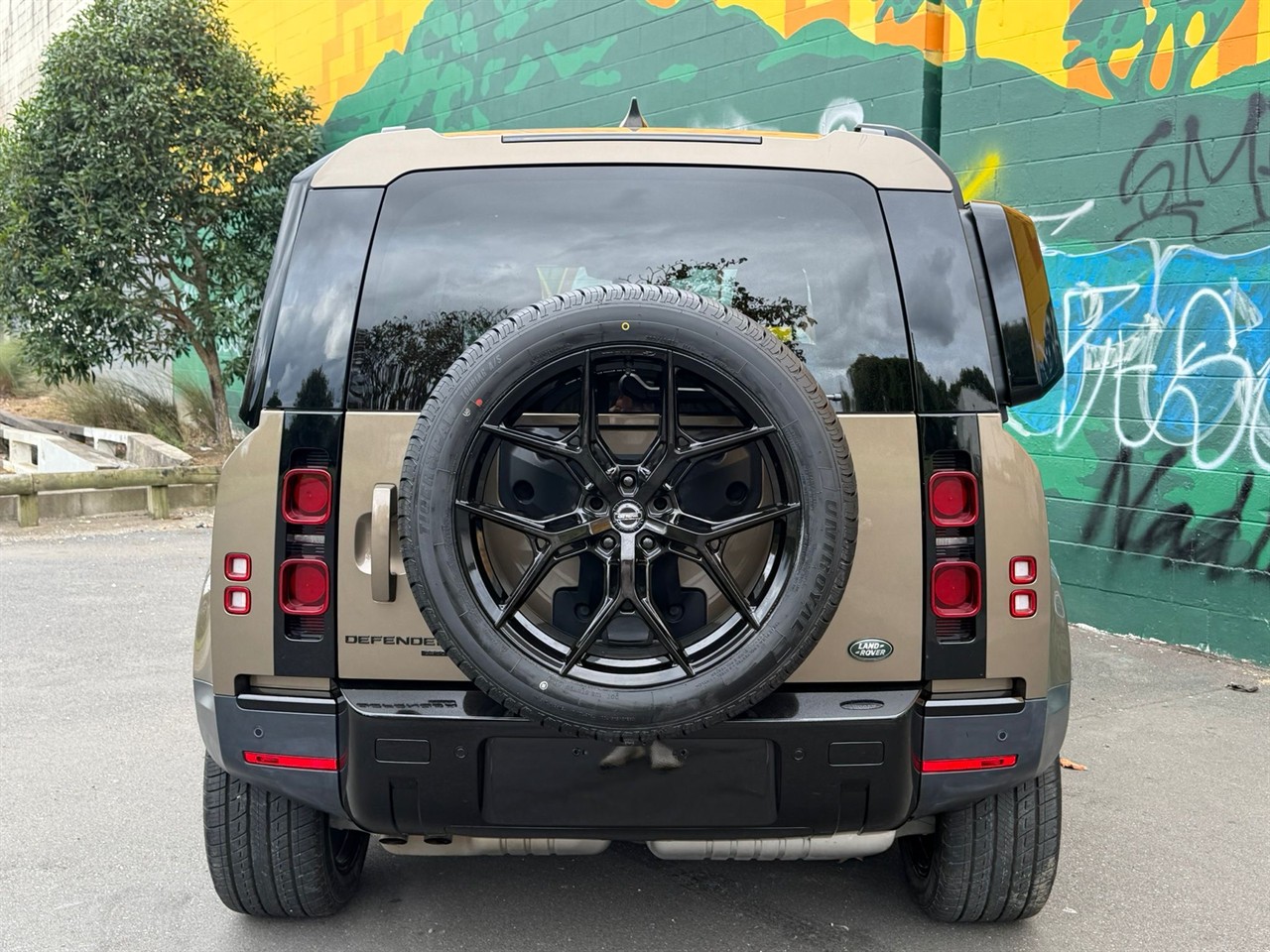 2022 Land Rover DEFENDER