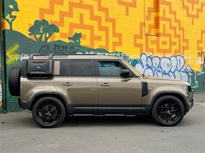 2022 Land Rover DEFENDER - Thumbnail